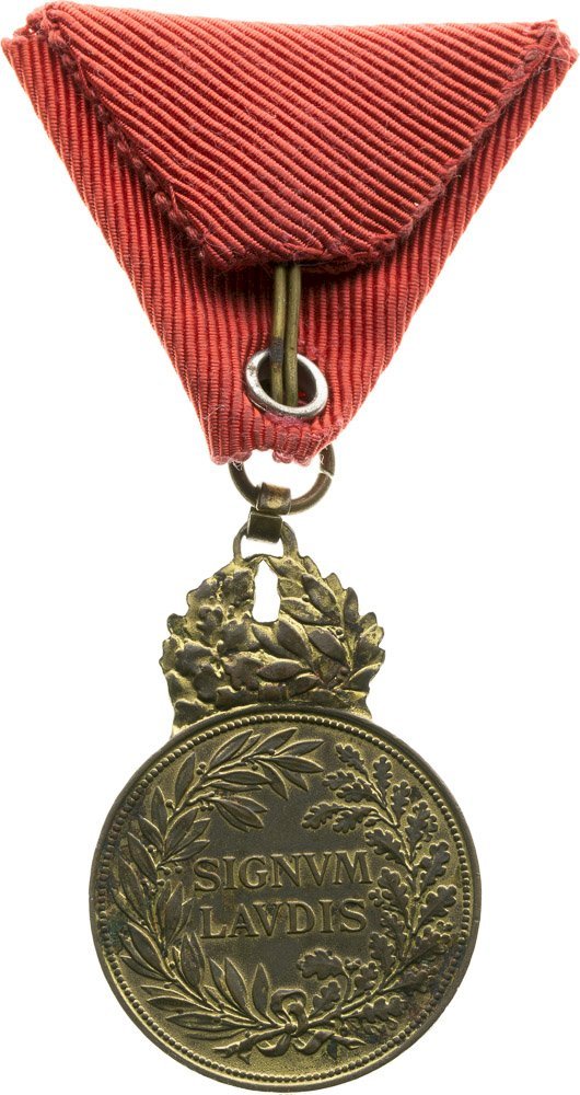 Vojenská záslužní medaile Signum Laudis Karol V.